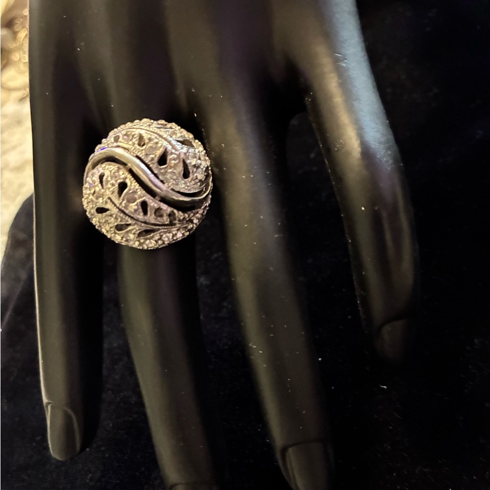 Silver Toned Statement Ring 6.5 - image 1